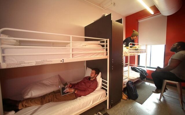 HI Boston - Hostel