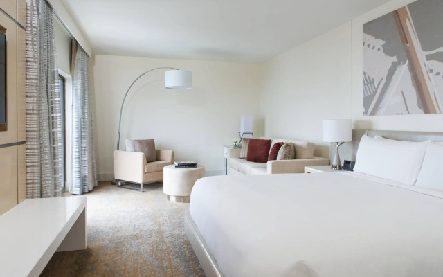 Chicago Marriott Downtown Magnificent Mile