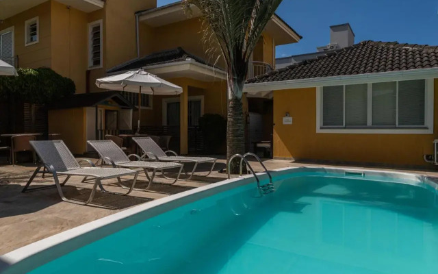 Anga Jurere Apart Hotel
