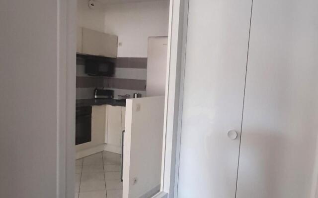 Appartement Bar-le-Duc, 2 pièces, 4 personnes - FR-1-585-77