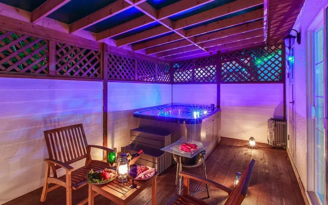 Lake and Pine Spa Pension
