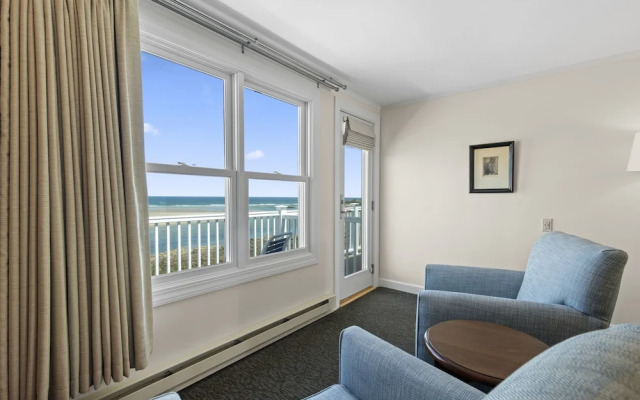 The Sparhawk Oceanfront Resort