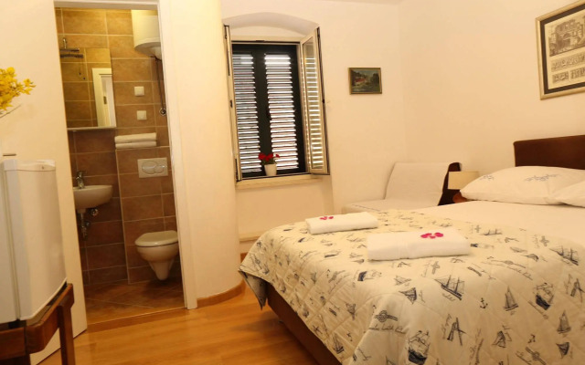 Malena Palace Experience
