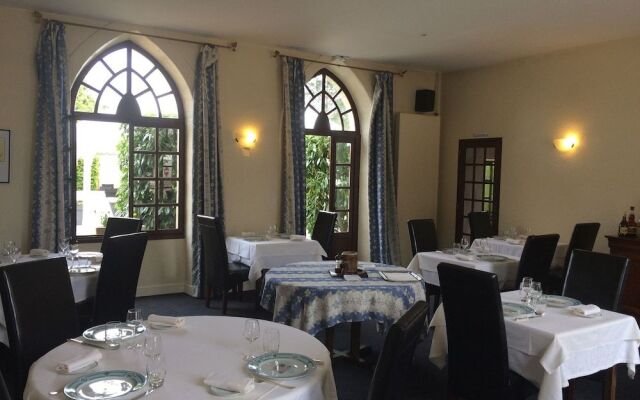 Hôtel Restaurant Le Prieuré