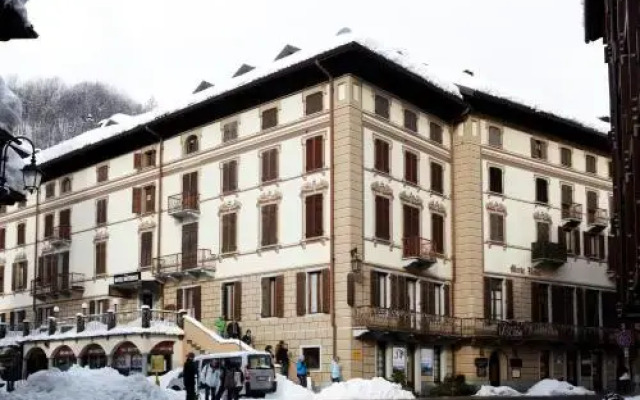 Hotel Monterosa