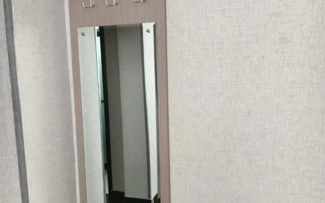 Xianghe Huaxuan Hotel (Zhongyi Furniture City Shop)