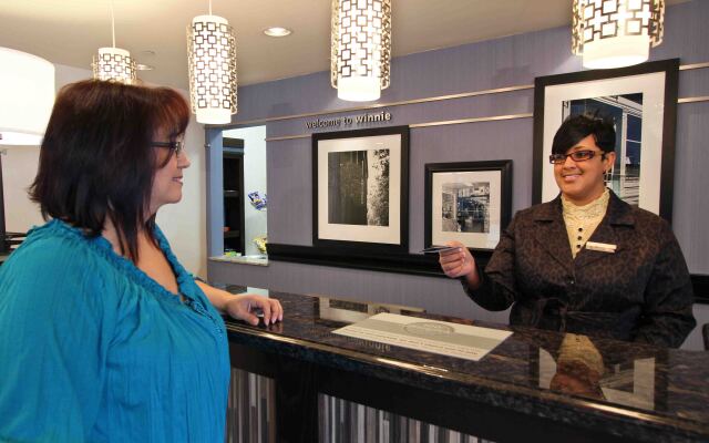 Hampton Inn & Suites Winnie