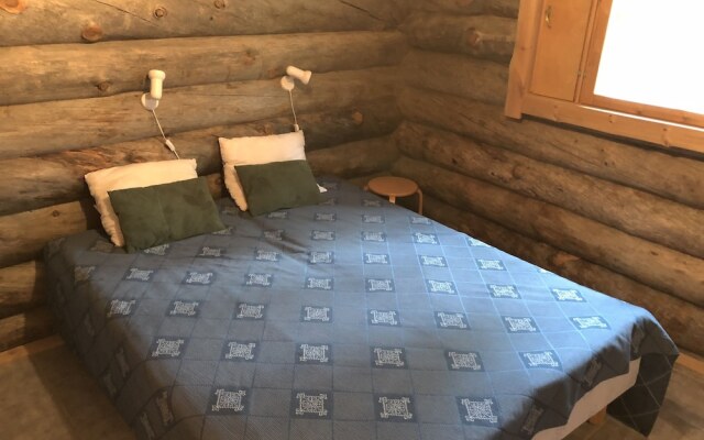 Ruska-Lodge