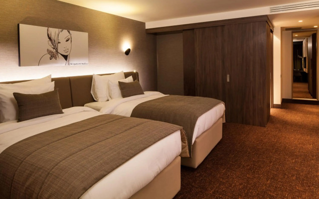 Kronwell Brasov Hotel