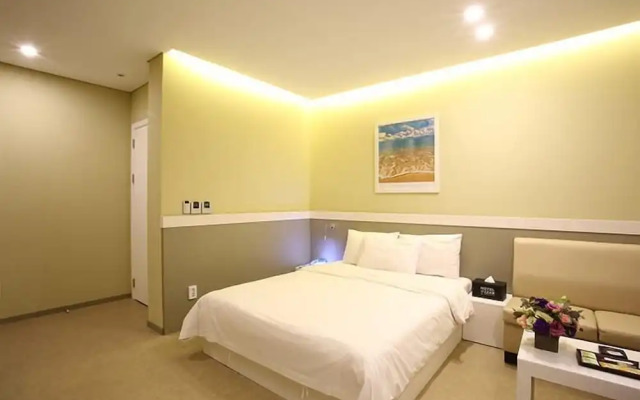 Honors Hotel