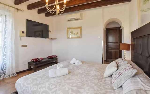 Country House in Ariany With Private Pool
