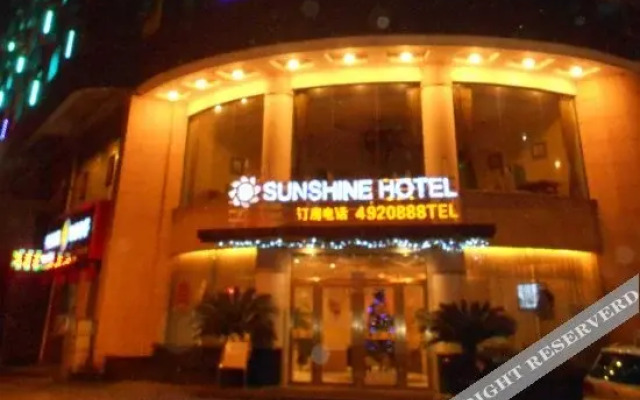 Sunshine Hotel (Unavailable)