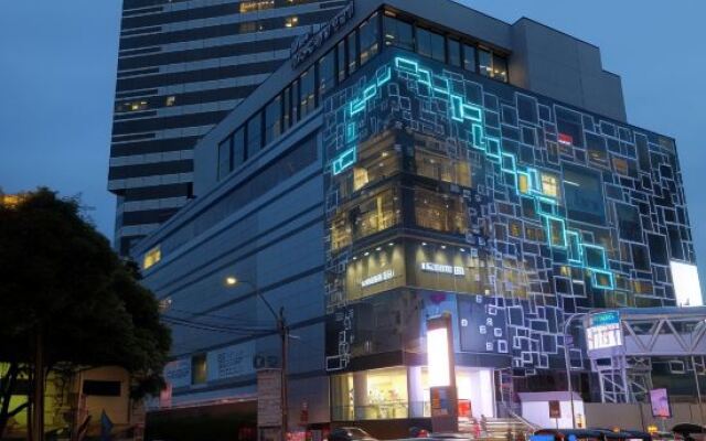 MO Hotel Bangkok