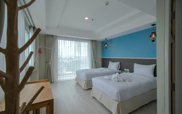 Prachuap Grand Hotel