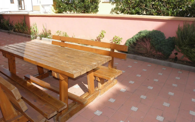 Sab - 40 m from beach - A2(4+2)