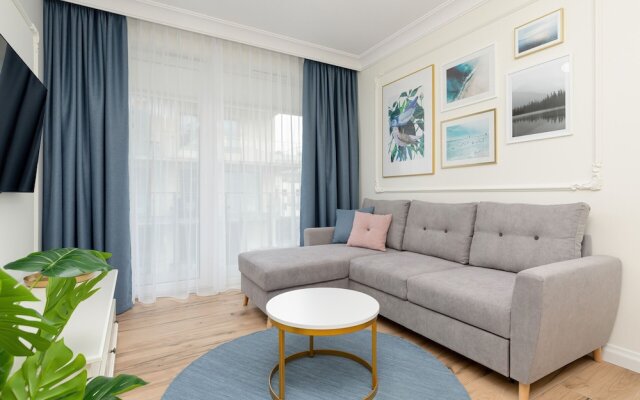 Amber Estate II by Renters