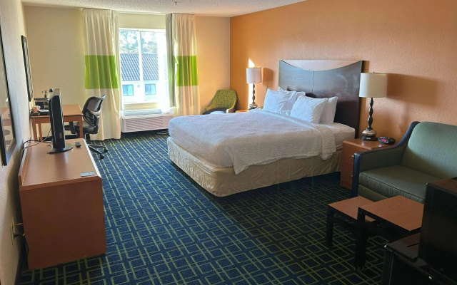 Country Inn & Suites by Radisson, Fayetteville I-95, NC