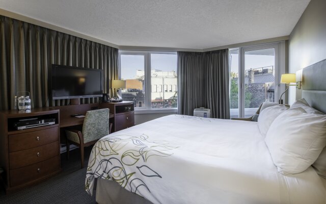 Victoria Regent Waterfront Hotel & Suites