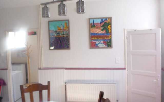 House With 2 Bedrooms in Sourdeval, With Enclosed Garden and Wifi - 40