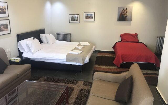 Alpine Hotel