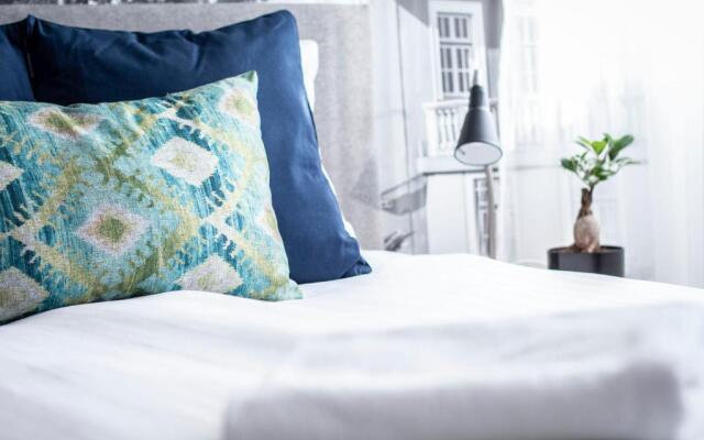 LouLou's Central Apartment with cosy balcony