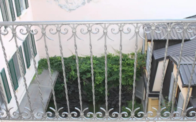 West Booking House SRLS - WBH Porta Romana Apartment