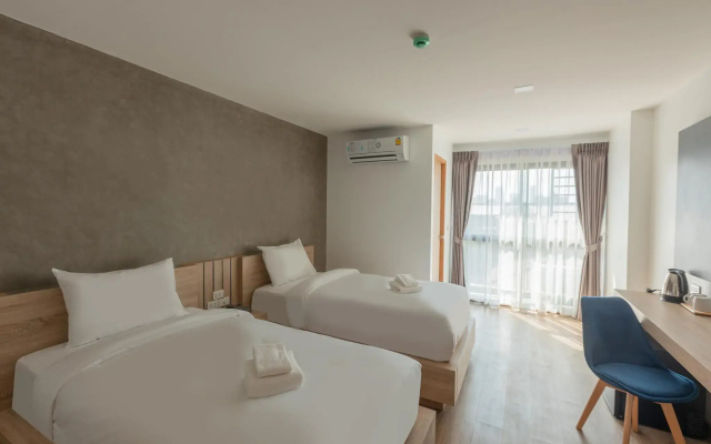 B2 Huai Khwang Premier Hotel