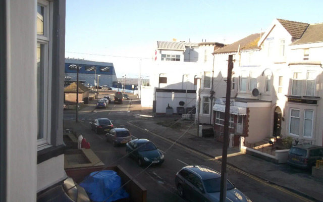 The Holmeleigh Hotel