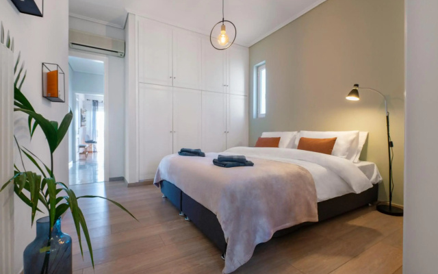 Bright 3 bd apt, Hellenikon Metr. Park , Glyfada
