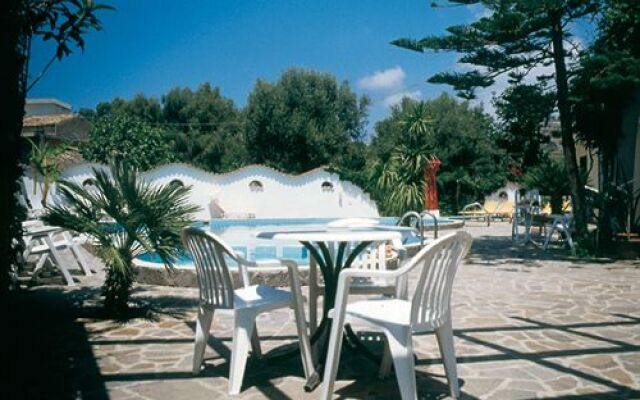 Hotel Punta Faro