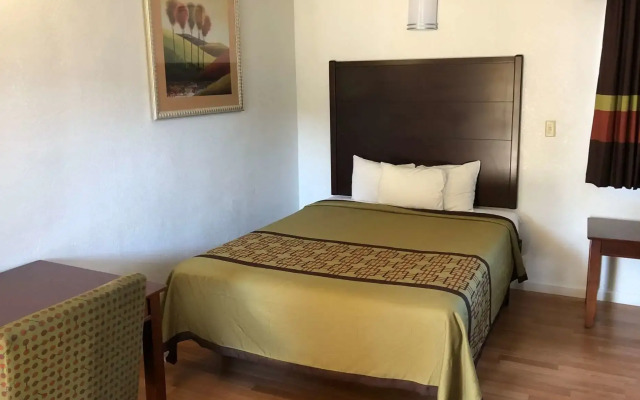 Americas Best Value Inn Visalia