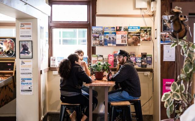 The Pickled Frog - Hostel