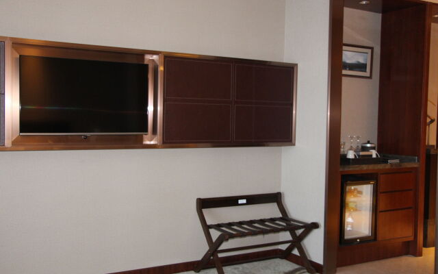 Golden Eagle Summit Hotel Yancheng