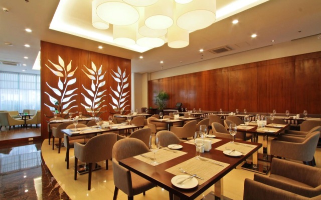 Harvest Hotel