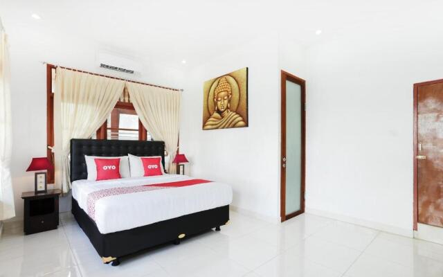 OYO 4003 Ceria Guesthouse SeminyakNearSeminyak Beach