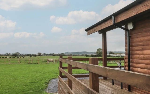 The Lodge at Crossroads Farm
