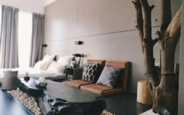 Nanning Ziyou Apartment (Greenland Central Plaza)