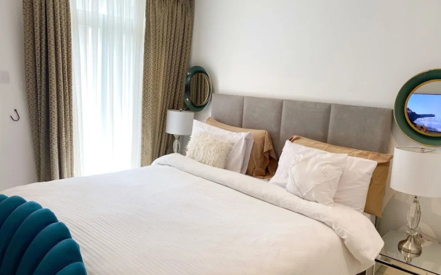 Splendid Apartments at Embassy Gardens