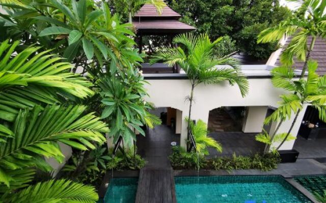 YiZen Boutique Phutara 5 Bedroom Villa