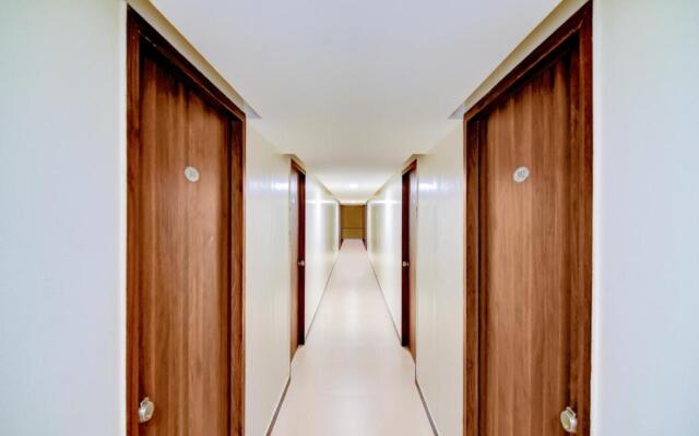 OYO Home Peaceful Stay Keshav Nagar Near Amanora Mall