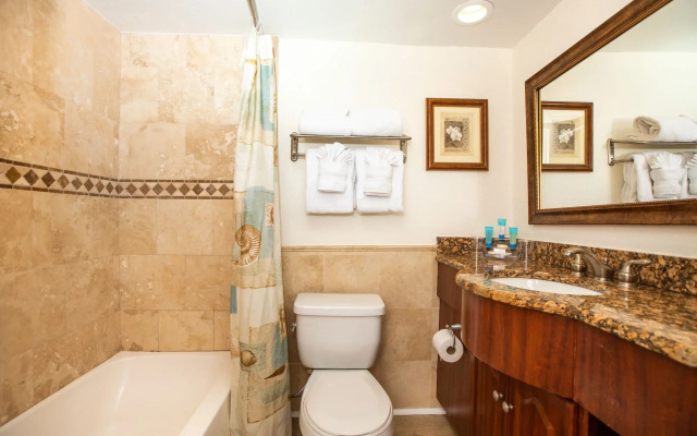 Tween Waters Island Resort & Spa