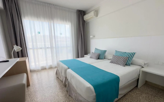 Отель BLUESEA Piscis - Adults Only