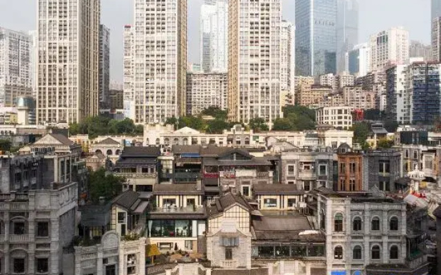 Floral Hotel·Yuwu Hotel (Chongqing Liberation Monument Baixiang Street)