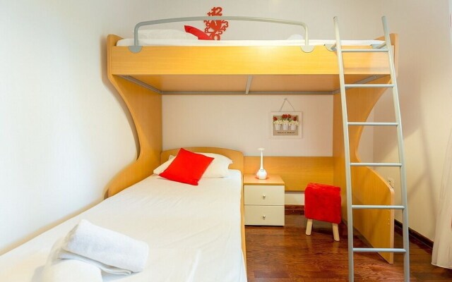 Leona & Borna Central Suites