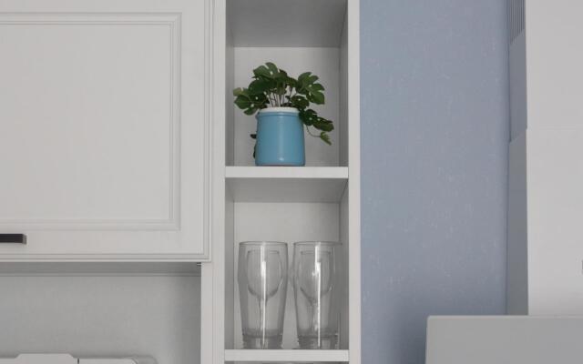 Apartmens PTS (Apartmens PTS) on Kolpakov street 44