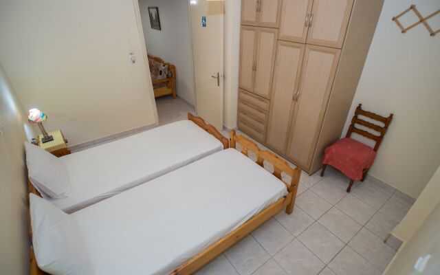Lefkos Apartment in Lefkada city center!