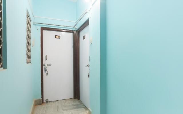SPOT ON 44076 Monalisa House