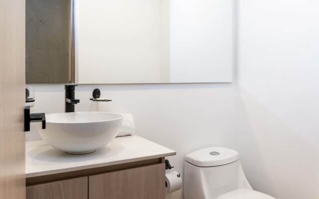 w Splendid 3BR w AC in Laureles