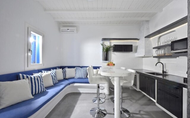 Fulfill your Holiday Dreams at Mikonos