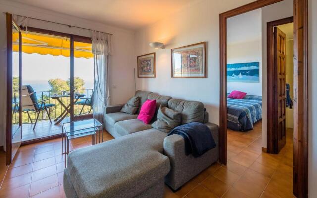 R-7 Calella DE Palafrugell 2 PAX